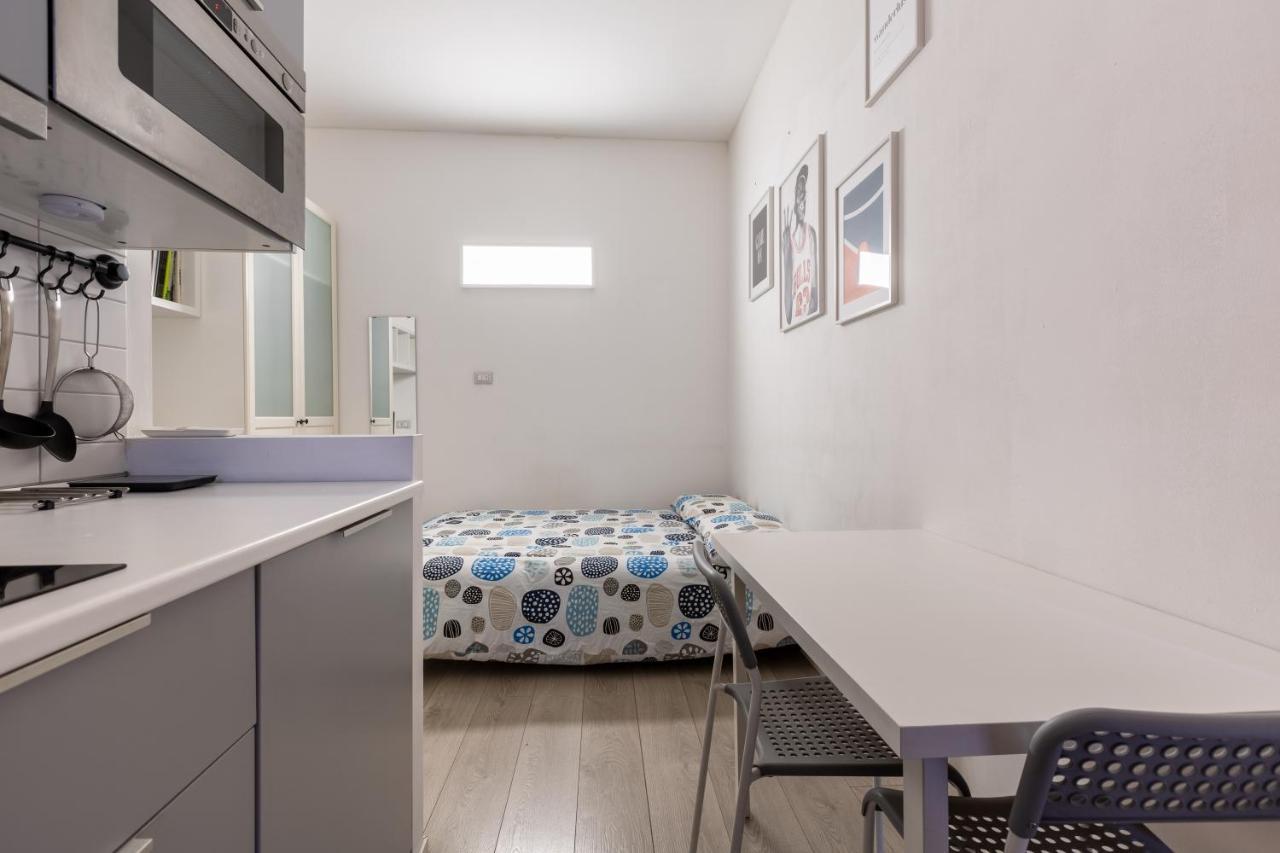 Milano Citta Studi Cosy Studio Apartment Bagian luar foto